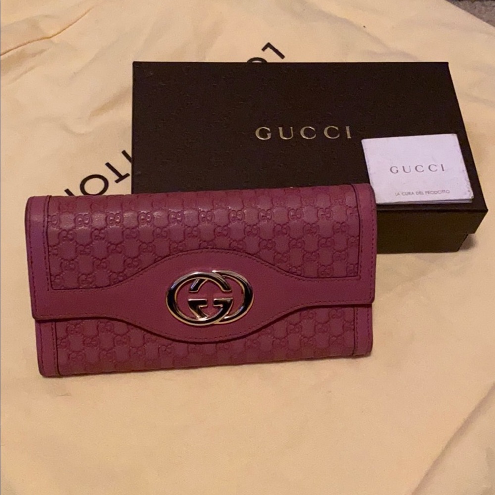 Gucci micro guccissima wallet